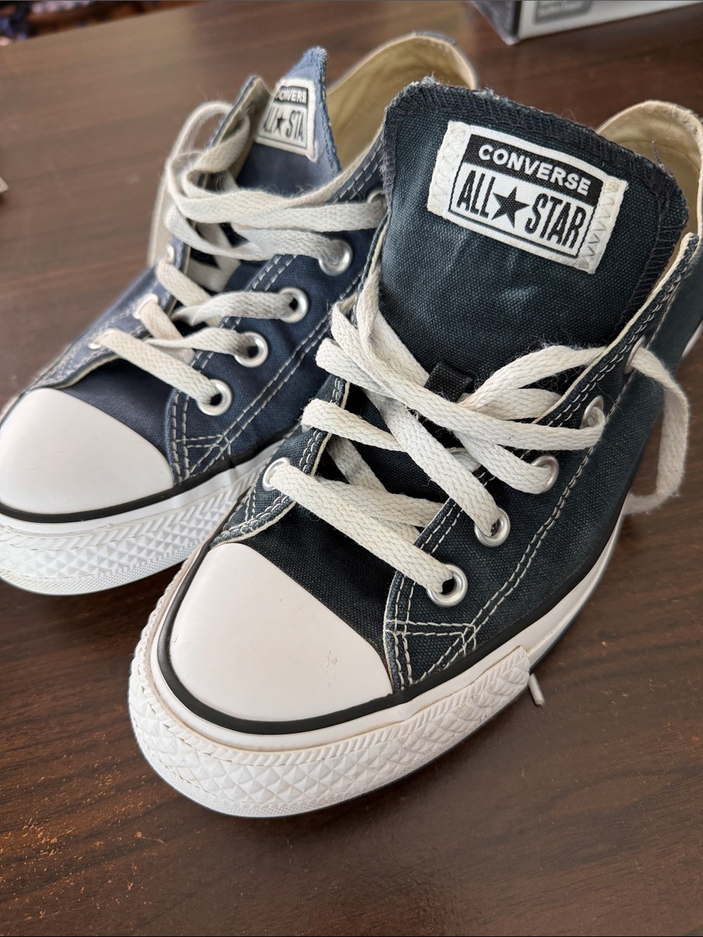 Converse All Star Sneakers Mismatched Pair (Black & Blue) Men's 7.5 Women's 9.5 - Picture 8 of 9